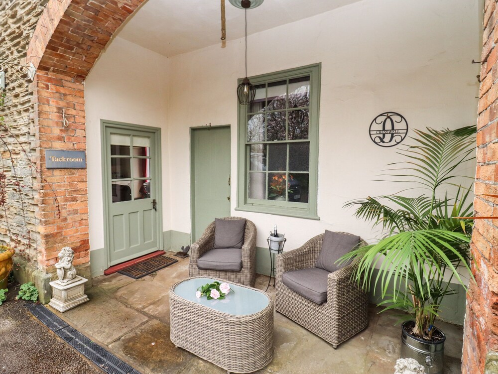 The Tack Room — 4-Star Luxury Hotel in Lydney, United Kingdom