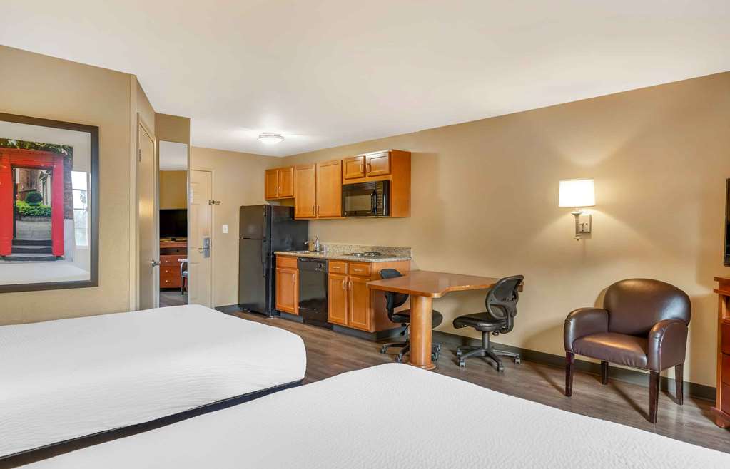 Extended Stay America Suites Bakersfield Chester Lane - photo 20