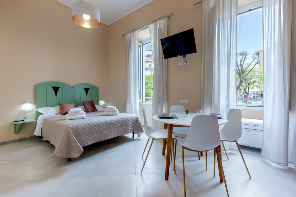 Bonnystudios Holiday Apartments — 4-Star Luxury Hotel in Cagliari, Italy
