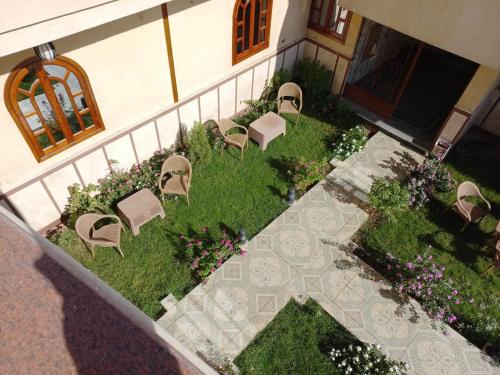 Mikhaila Guest House