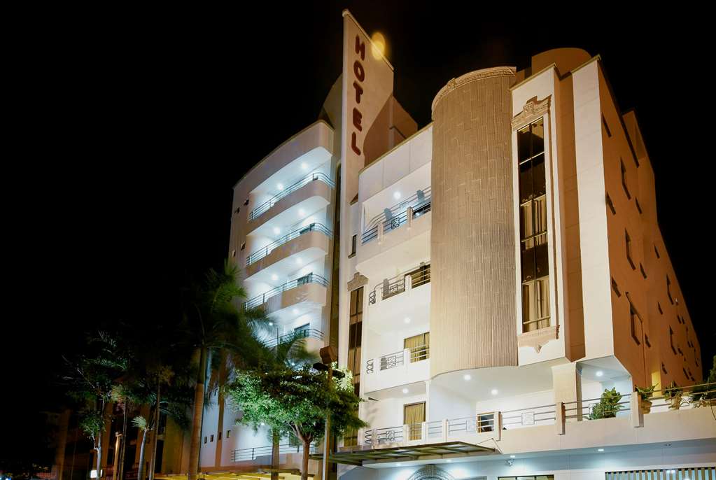 Howard Johnson Hotel Versalles Barranquilla in Barranquilla, Colombia