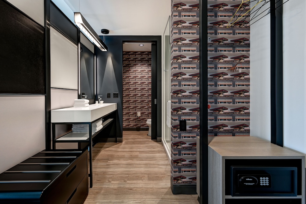 Aloft Mooresville - photo 10