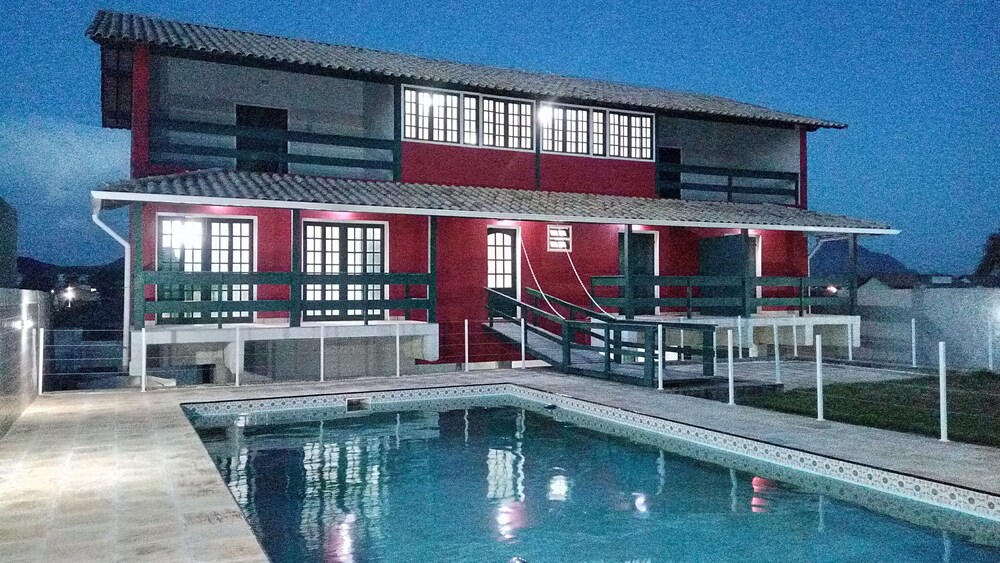 Casarão da Praia Itaipuaçu Jardim Atlântico Maricá in Marica, Brasil