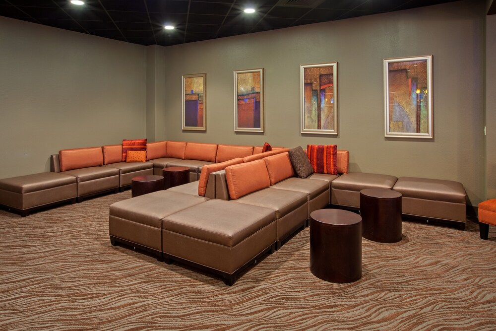 Holiday Inn Evansville Airport - photo 16