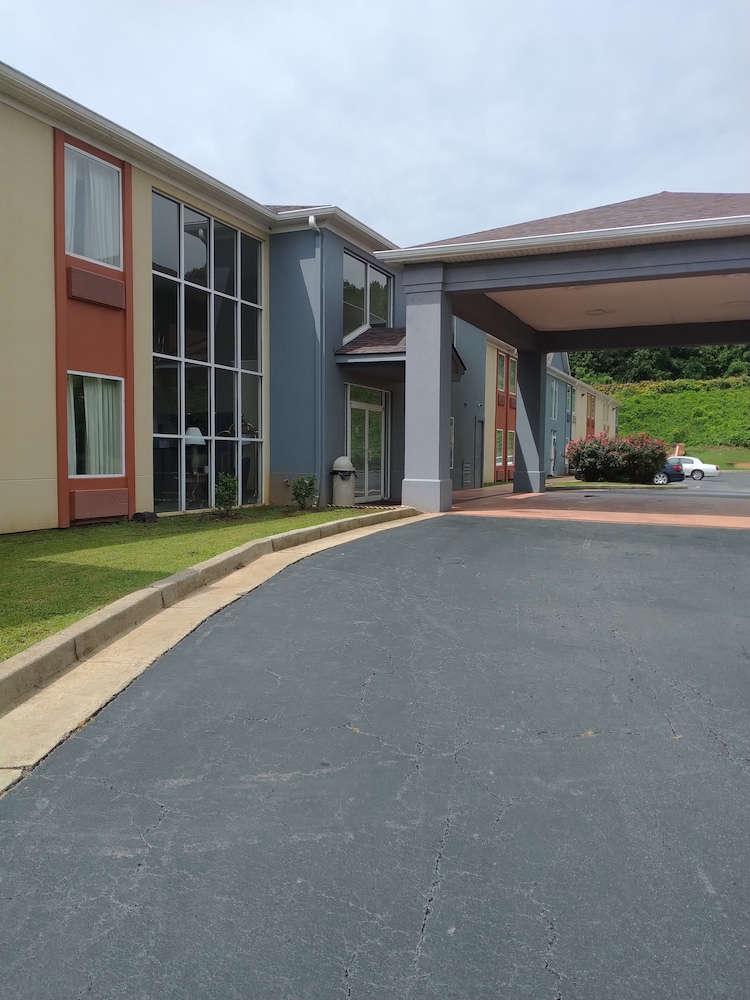 Motel 6 Dawsonville GA North GA Premium Outlets - photo 34