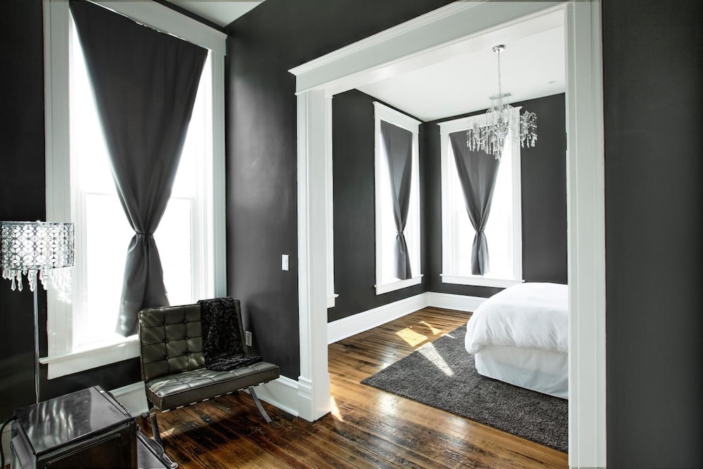 The Harkness Hotel - carbon neutral hotel in Pocatello