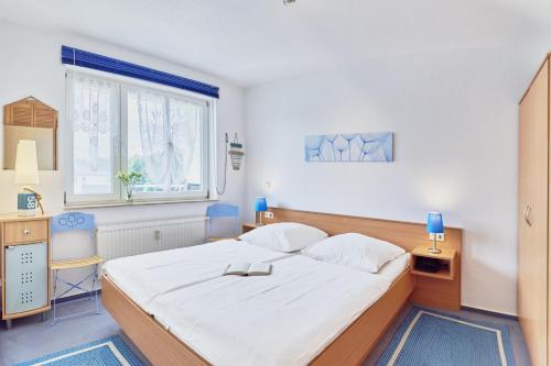 FeWo 26 Strandstraße 30 b — 4-Star Luxury Hotel in Karlshagen, Germany