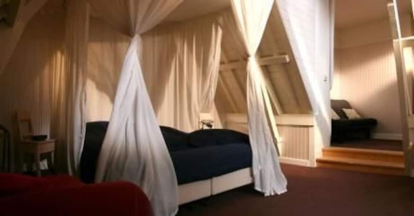 Hotel De Utrechtsche Dom — Gouda — photo 5