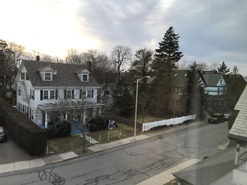 Beech Tree Inn & Cottage - photo 19