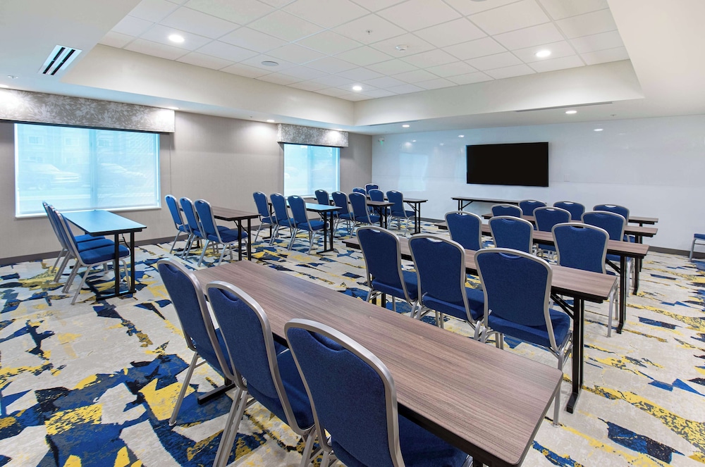Hampton Inn by Hilton Albertville - photo 21