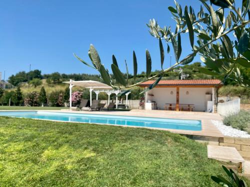Il Crivellin — 4-Star Luxury Hotel in Affi, Italy
