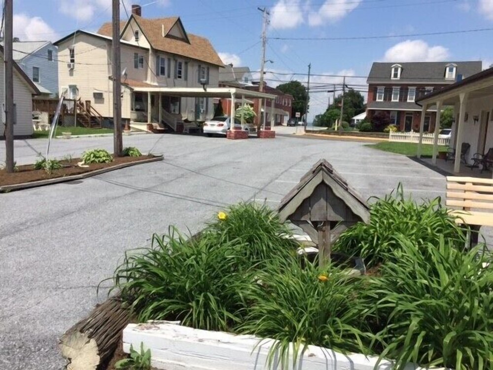 Hollander Motel - photo 33