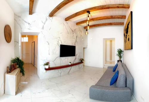 Extra Luxury Apartment Salerno Center — 4-Star Luxury Hotel in Salerno, Italy