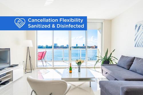 Golden Bay 406 in Miami Beach, United States