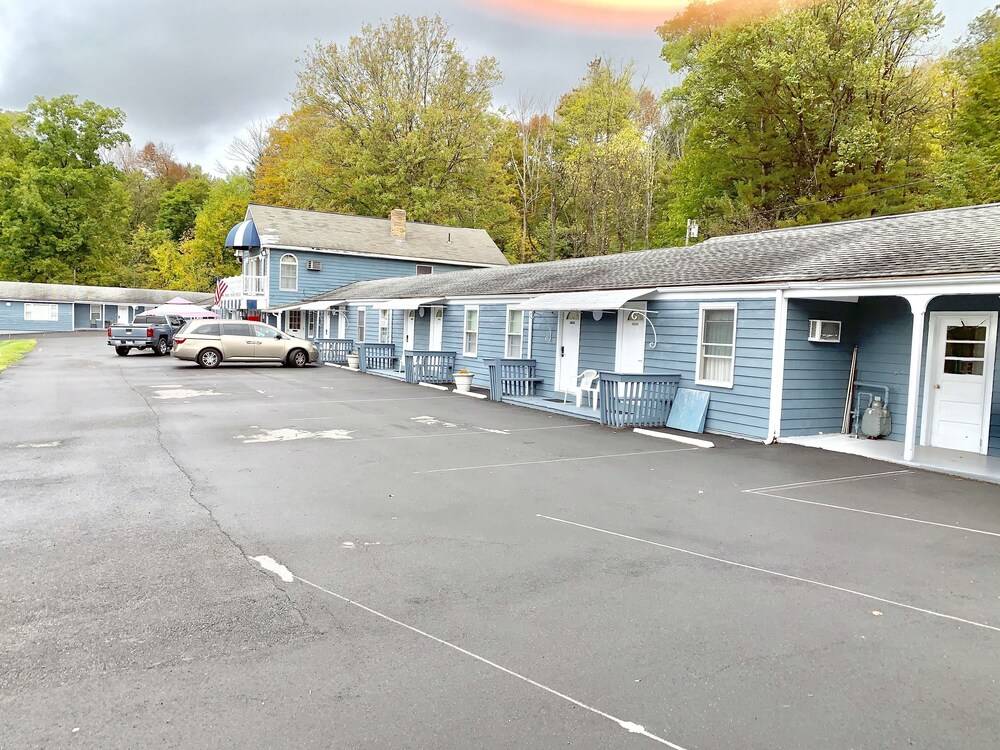 American Inn Lee - photo 21