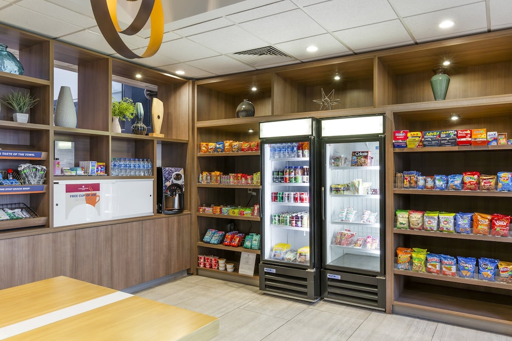 Candlewood Suites Roanoke Airport by IHG - photo 44