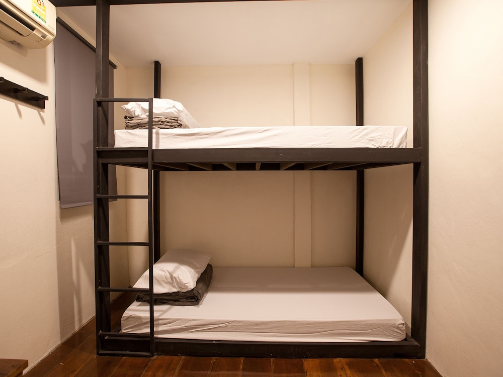 Dilokchan Hostel