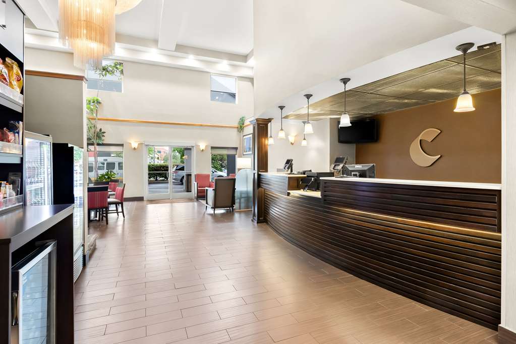 Comfort Suites Portland Airport - photo 7