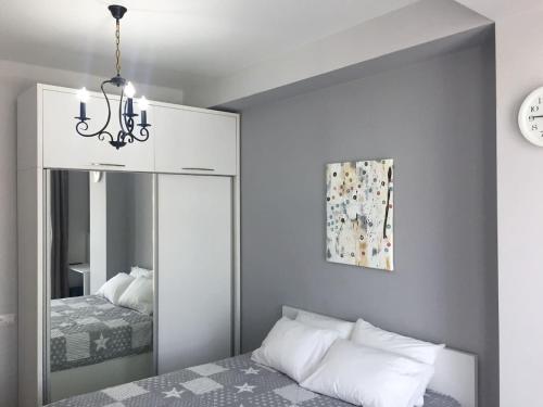 Sunny Apartment Ortachala