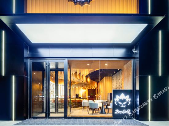 ZMAX HOTELS JinzhongWanda PlazaCollege Station in Jinzhong, People's Republic of China