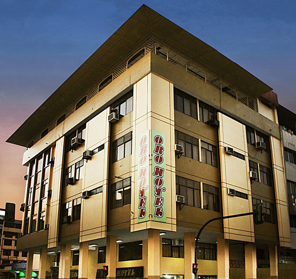 Oro Hotel - carbon neutral hotel in Machala