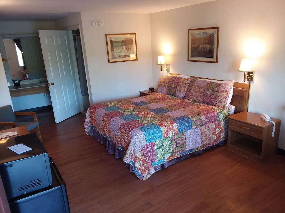 Chatuge Mountain Inn - photo 7