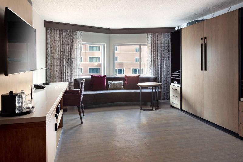 Cincinnati Marriott at RiverCenter - photo 63