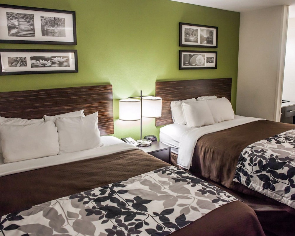 Garner Hotel Topeka West by IHG - photo 36