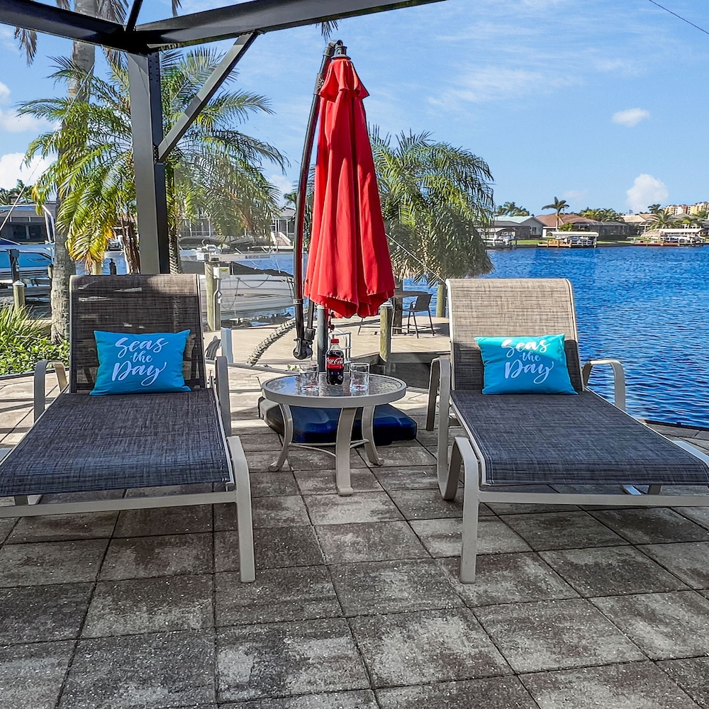 Rosegarden Poolspa And Perfect Water View - photo 14
