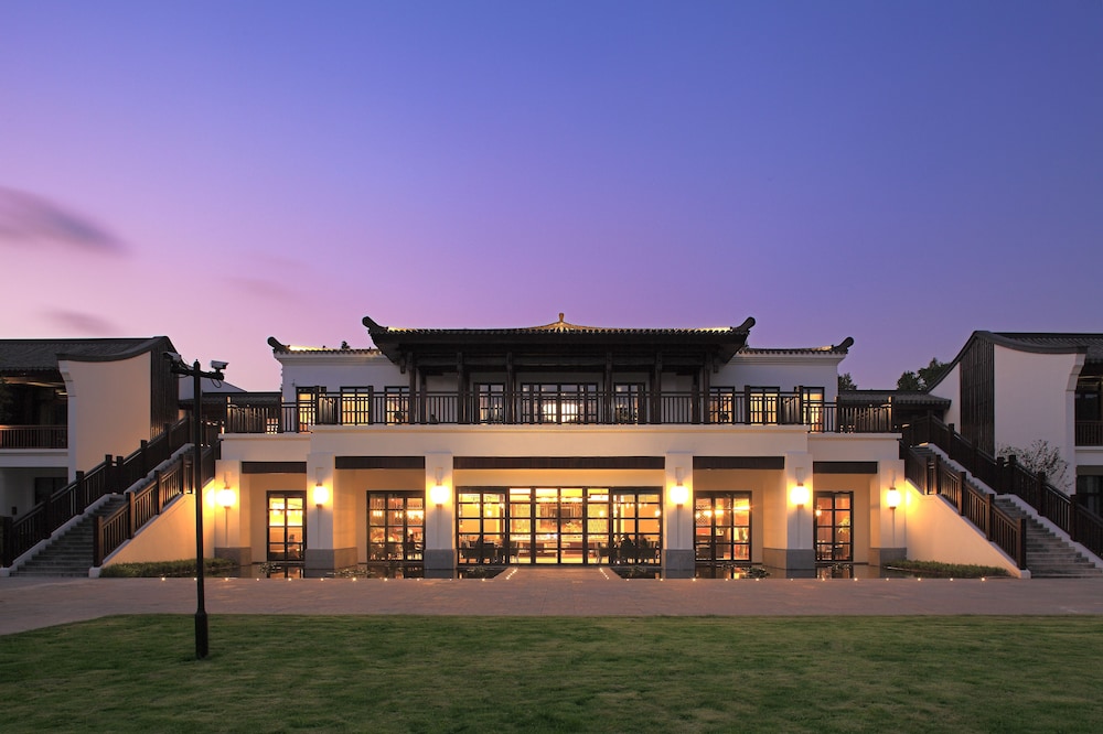 Yagu Resort Hangzhou — 4-Star Luxury Hotel in Hangzhou, People's Republic of China