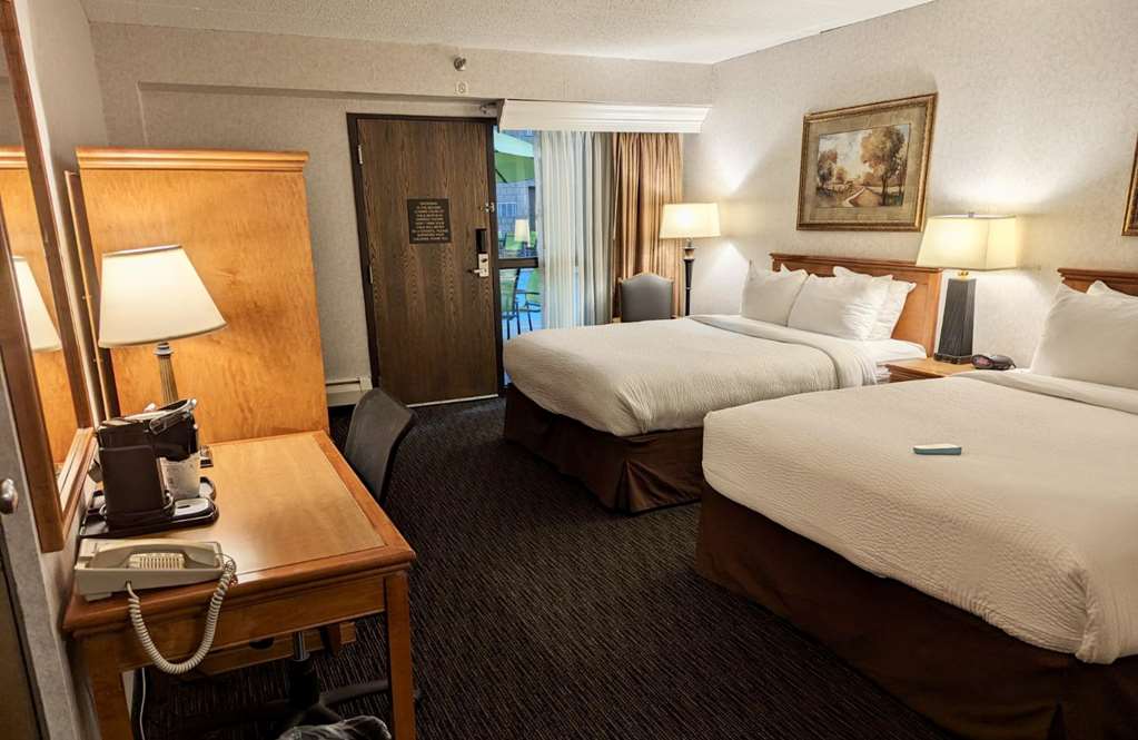 Best Western Plus Kelly Inn - photo 19
