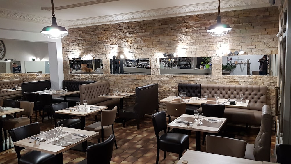 Hôtel Restaurant Le Victor Hugo — hotel in Sainte-Foy-La-Grande