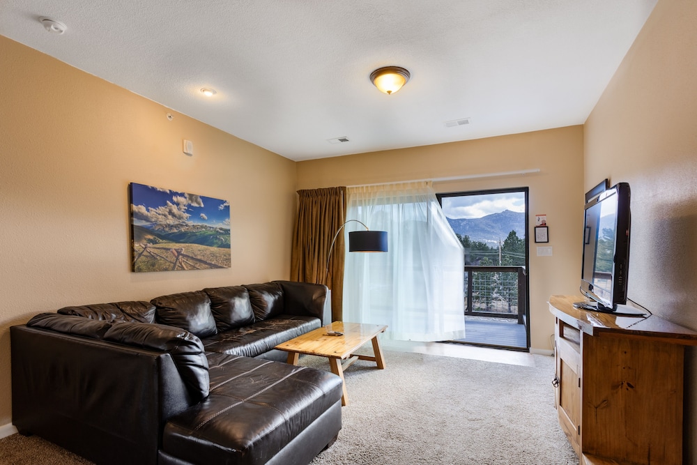 Coyote Mountain Lodge - photo 57
