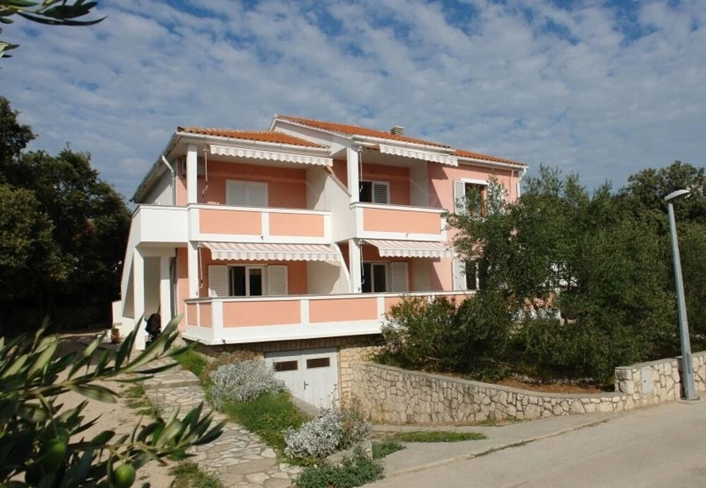 Uga2 70m From the Beach A4 veliki in Kolan, Croatia