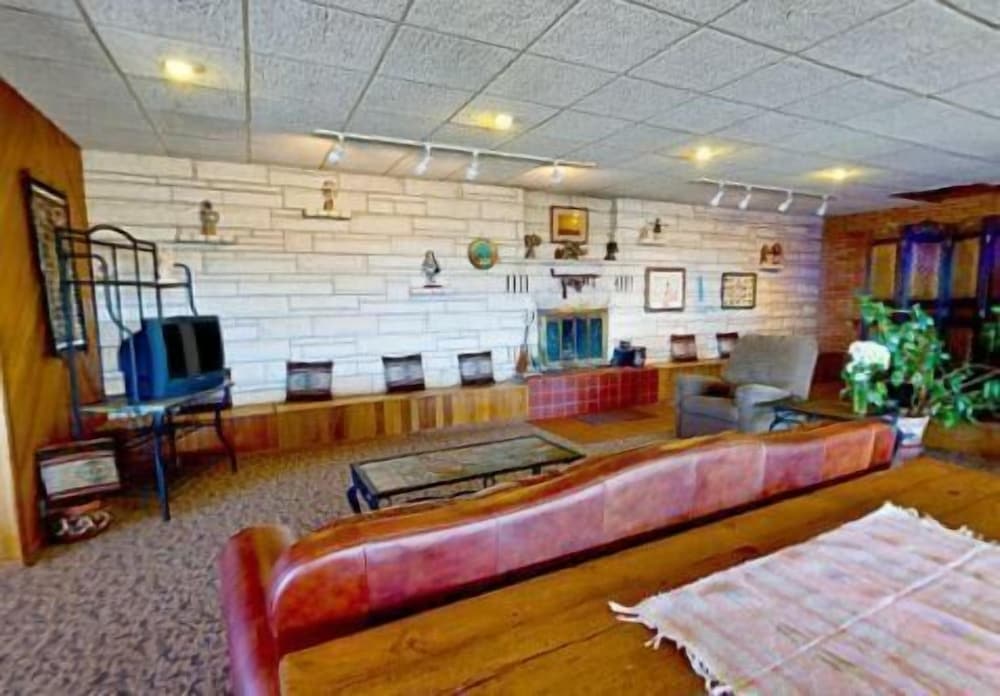 Casa Lemus - photo 2