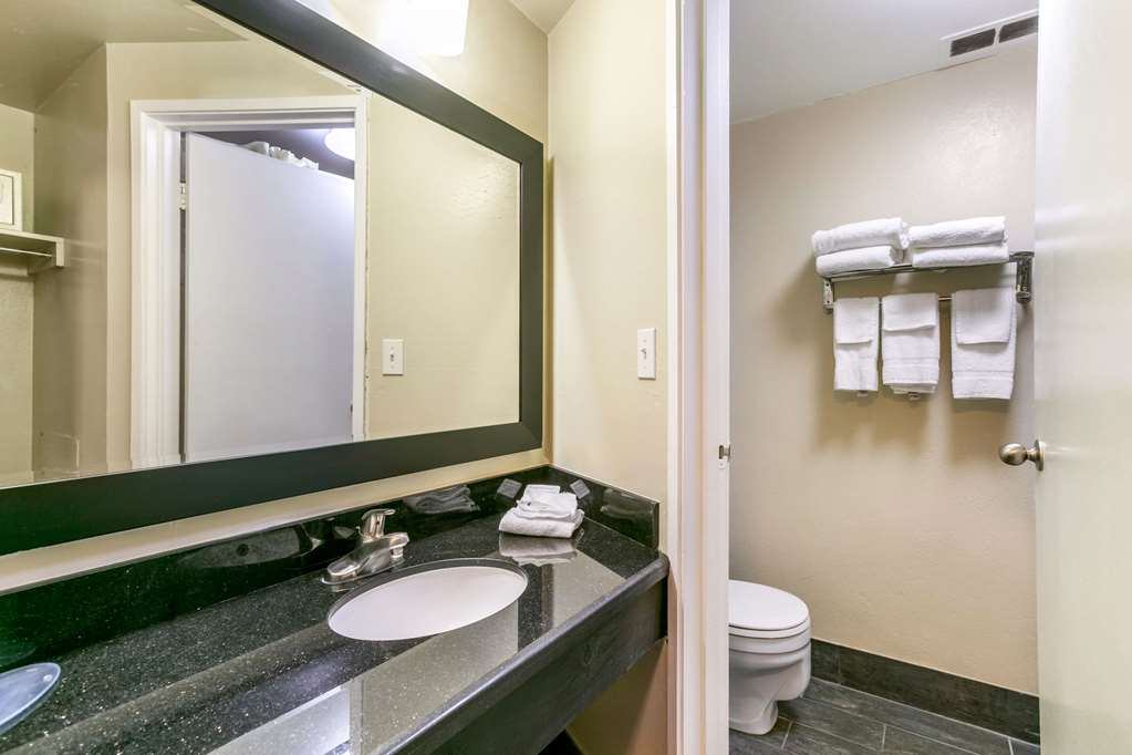 Quality Inn Rawlins I 80 - photo 22