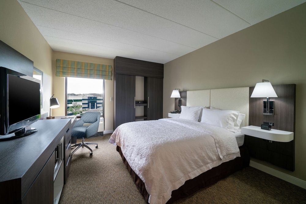 Hampton Inn & Suites Valley Forge Oaks - photo 8