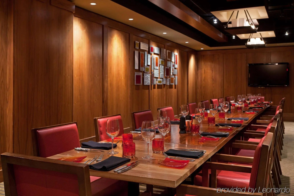 Hotel Indigo Boston Newton Riverside - photo 26