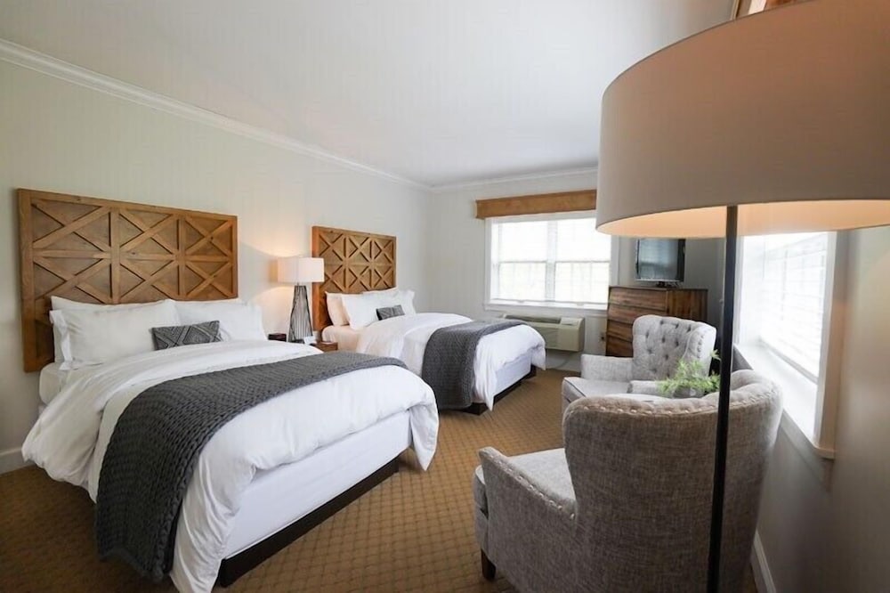 Saxon Inn - carbon neutral hotel in Alfred