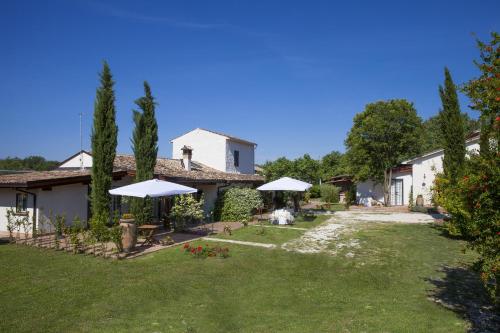 Antico Casale Spezia Pelagalli — 4-Star Luxury Hotel in Aquino, Italy