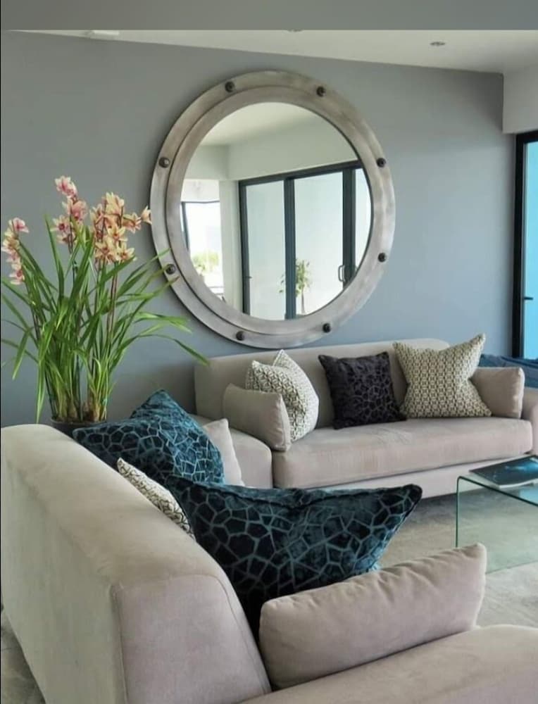 65onCliff — 4-Star Luxury Hotel in Hermanus, South Africa