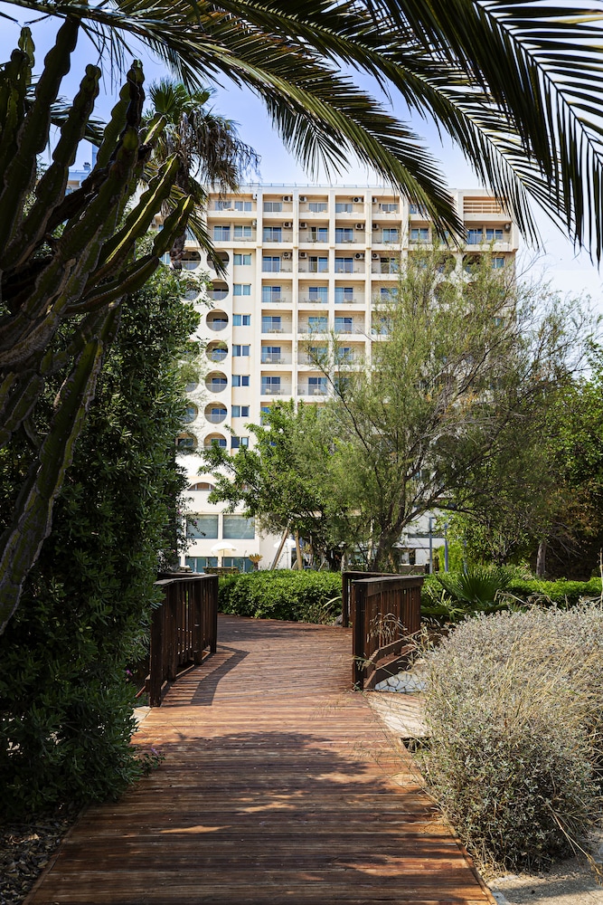 OZADI Altura Beach Resort Eurotel Altura — 4-Star Luxury Hotel in Altura, Portugal