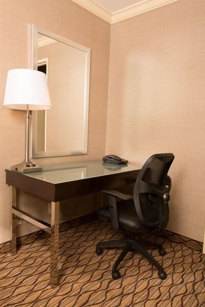 Holiday Inn Express Port Hueneme by IHG - photo 9