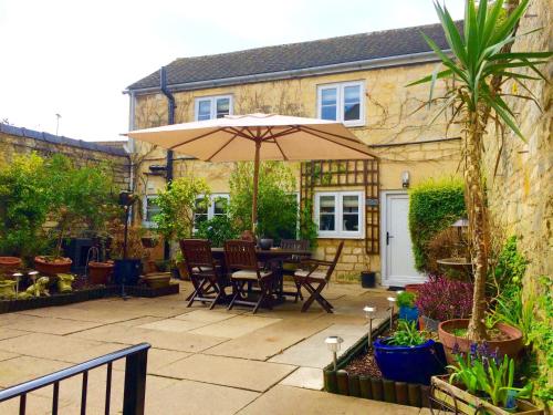 Troy House 5891105 — Painswick
