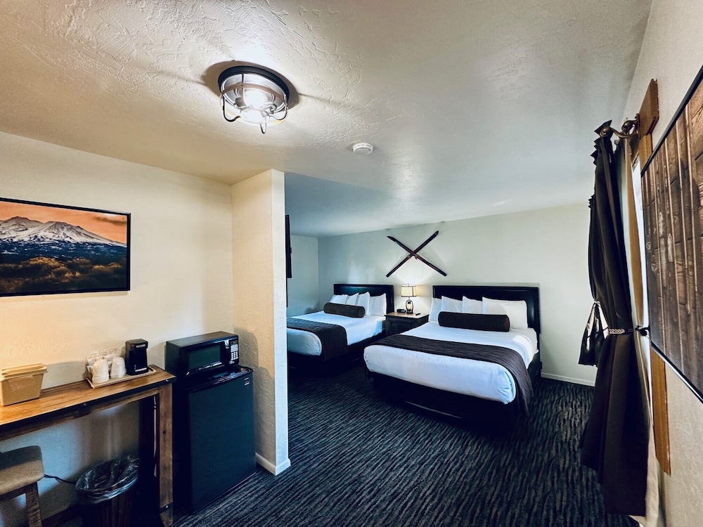 Shasta Inn - photo 8