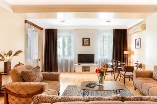 hotelise I Trafalgar Apartment — 4-Star Luxury Hotel in Yerevan, Armenia