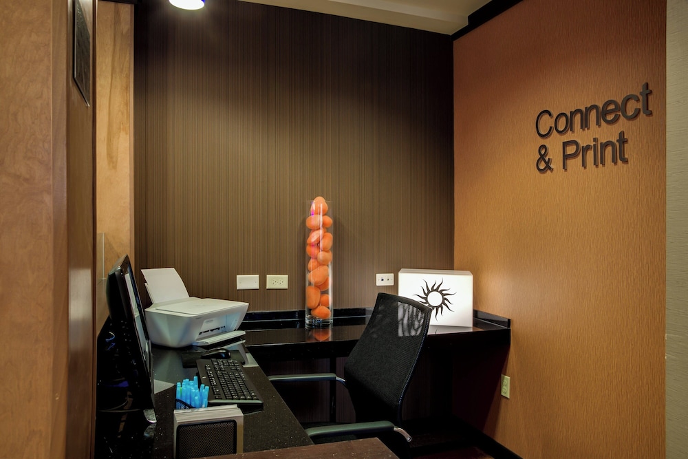 Fairfield Inn & Suites Lake City - photo 22