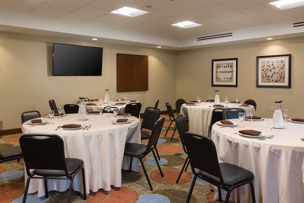 Staybridge Suites Corona South by IHG - photo 36