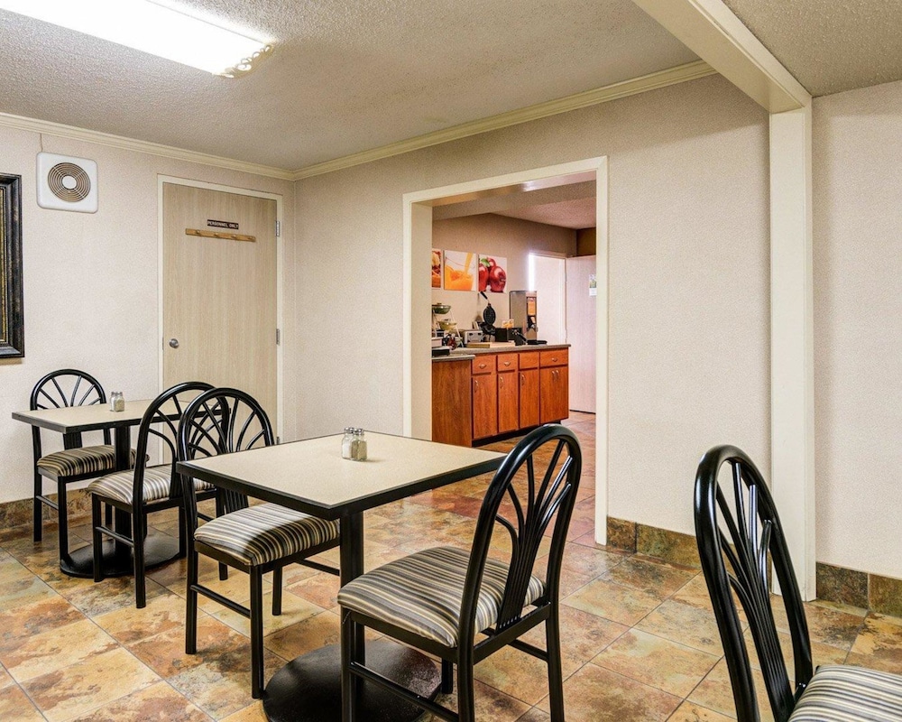 Quality Inn Conway Greenbrier - photo 32