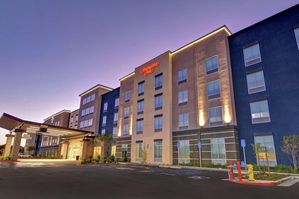 Hampton Inn Chula Vista Eastlake - photo 41